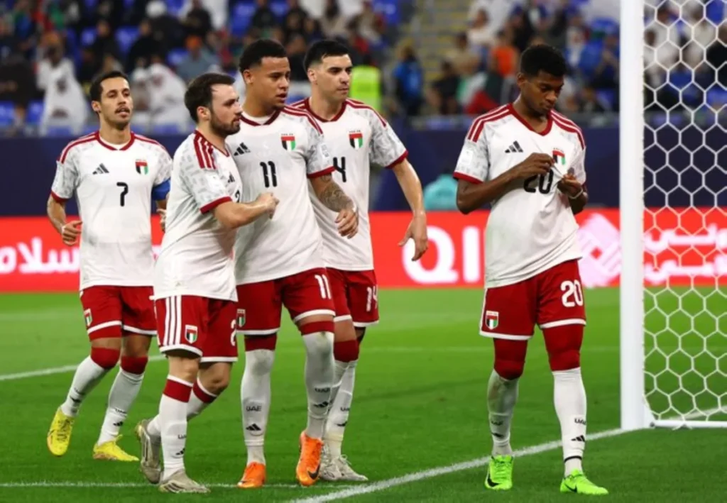 الإمارات تحجز مقعدها في ربع نهائي كأس العرب بفوز ساحق على الكويت