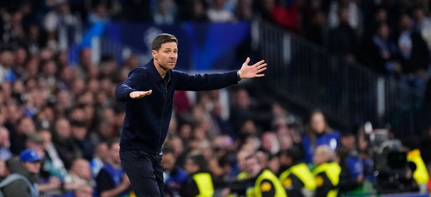 لاعبو ريال مدريد يدعمون ألونسو بعد الخسارة