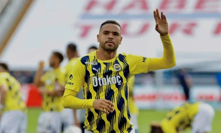 صراع إيطالي على ضم النصيري: ميلان وروما يتنافسان لتعزيز الهجوم