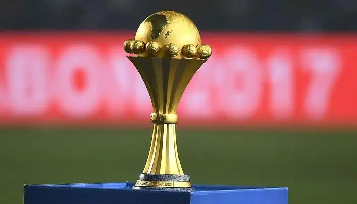 "كاف" يعلن مواعيد نهائيات أفريقيا والسوبر وتصفيات أمم 2027
