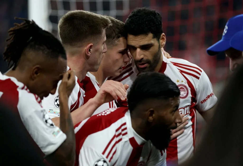 أولمبياكوس اليوناني يُسقط باير ليفركوزن في دوري الأبطال