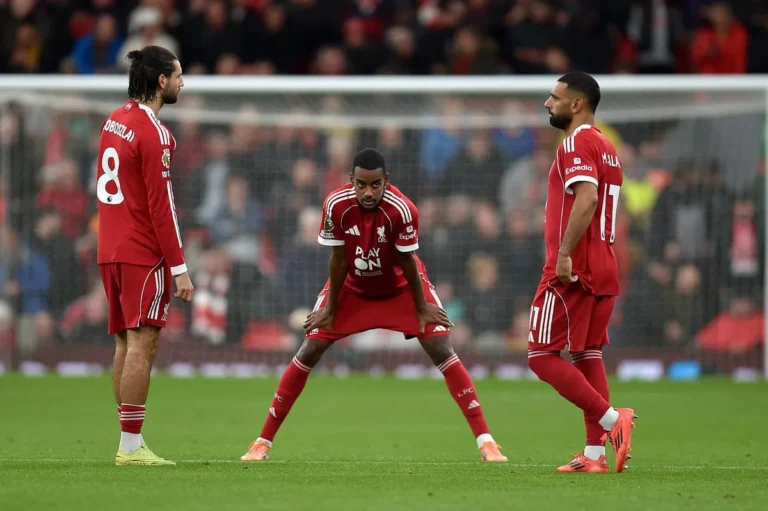 ليفربول يستهدف "رونالدو المغرب" لتعويض رحيل محمد صلاح