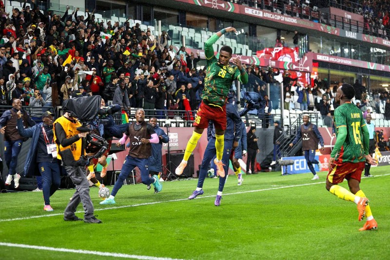 منحة مالية ضخمة تحفز لاعبي الكاميرون قبل مواجهة المغرب