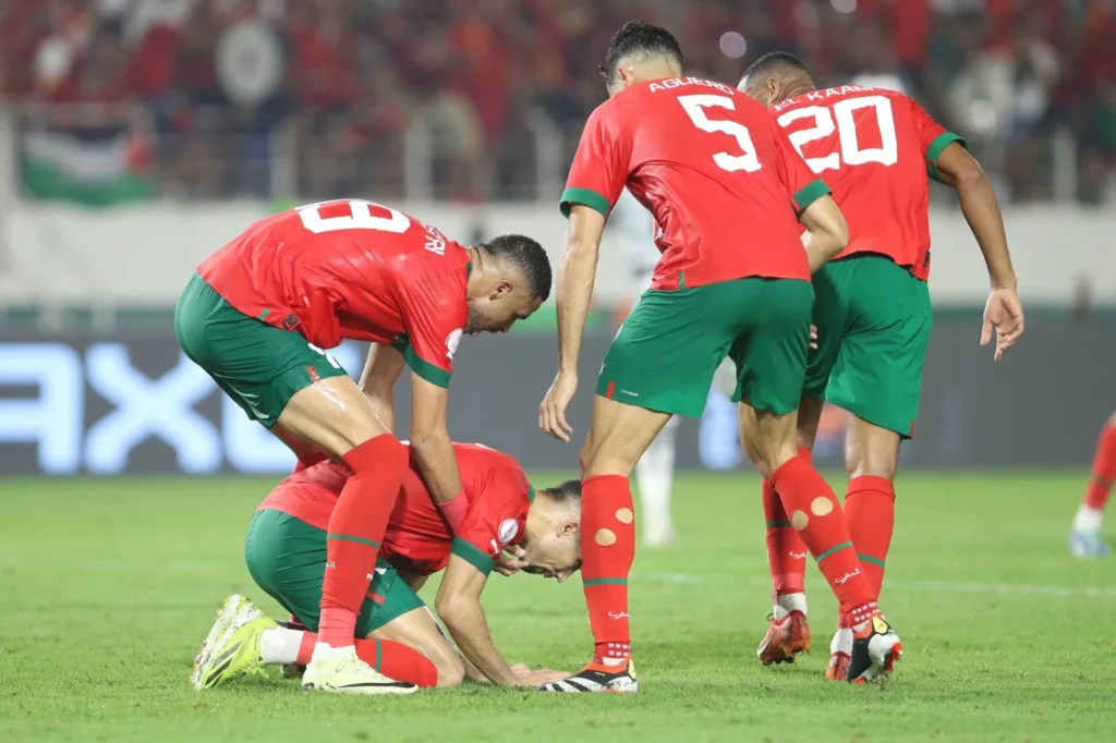 المغرب يتصدر الدفاع في أمم أفريقيا: هدف واحد في البطولة
