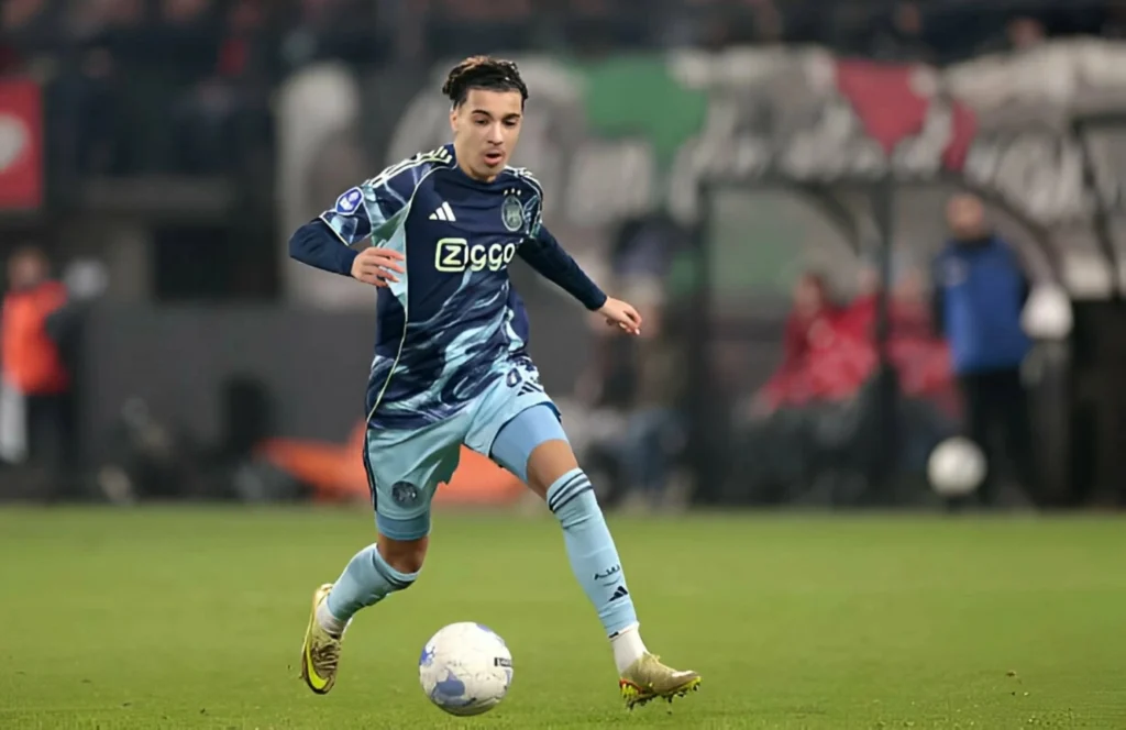 ريان بونيدا يقترب من اللعب للمغرب بدلًا من بلجيكا