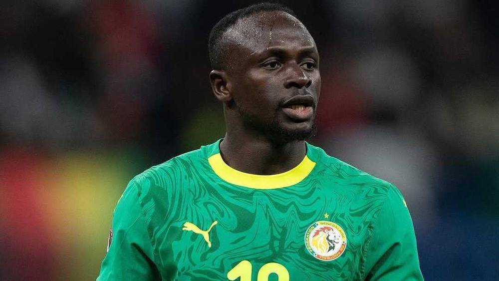 ساديو ماني يكشف تفاصيل مكالمة رونالدو بعد فوز السنغال بكأس إفريقيا