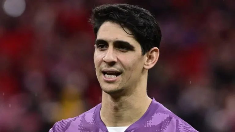 ياسين بونو يتألق وينافس على لقب الأفضل تاريخيًا في أمم إفريقيا