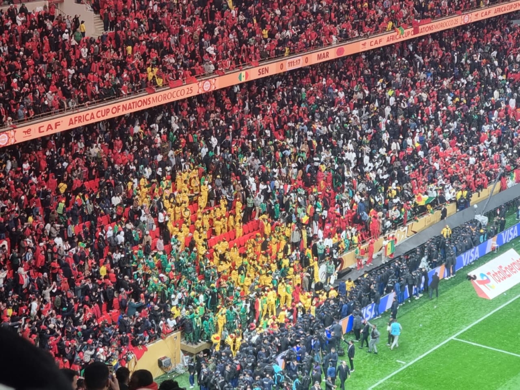جماهير مغربية تطالب بالاعتذار عن استضافة بطولات بعد أزمة النهائي الإفريقي