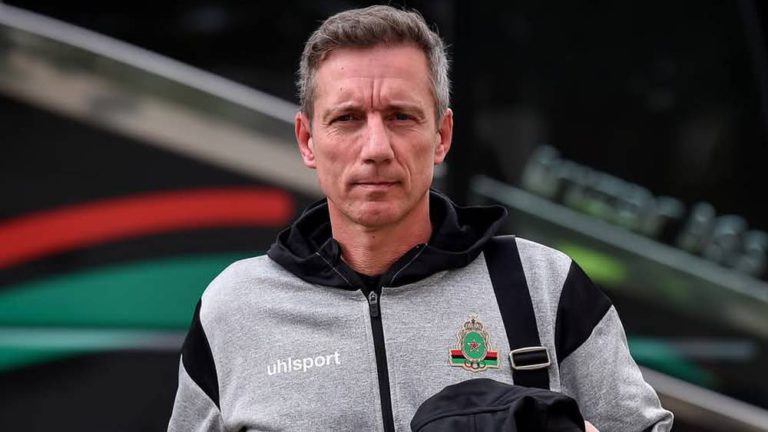 مدرب الجيش الملكي يتوعد شبيبة القبائل بالفوز في دوري الأبطال