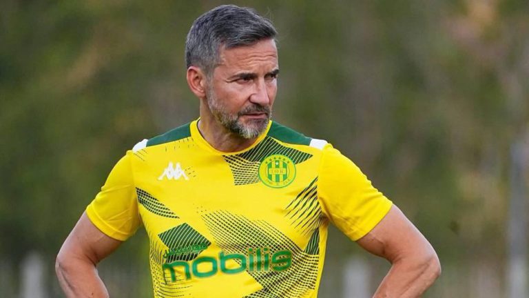 زينباور يوضح أسباب خسارة شبيبة القبائل أمام الجيش الملكي