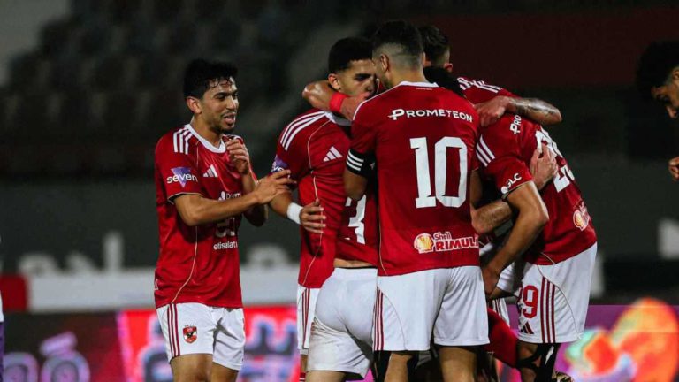 الأهلي المصري يرفض عرض بيراميدز لضم عمر كمال عبد الواحد