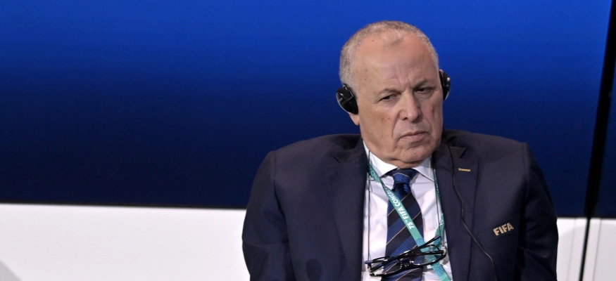 وعكة صحية تنهي متابعة أبو ريدة لمباراة مصر وكوت ديفوار