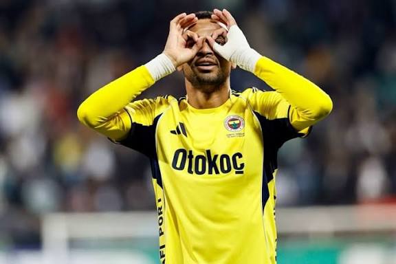 نابولي الإيطالي يضع النصيري على رأس قائمة اهتماماته لتعزيز الهجوم