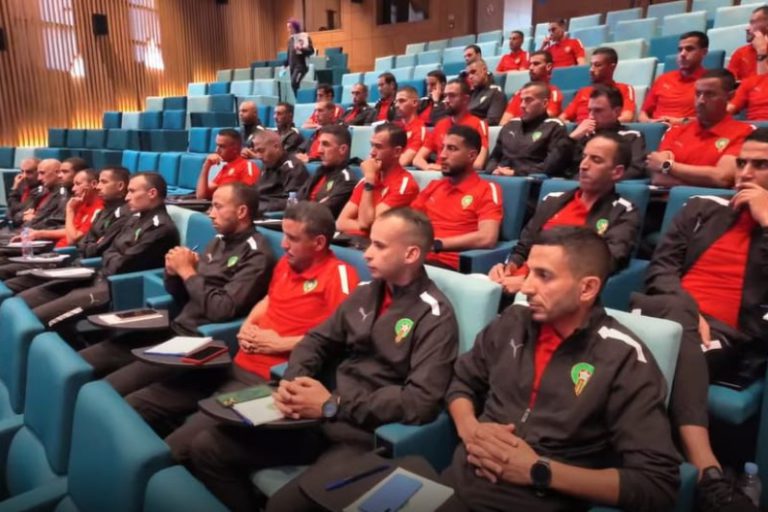 تغييرات تحكيمية مفاجئة تسبق مباريات نهاية الأسبوع بالدوري