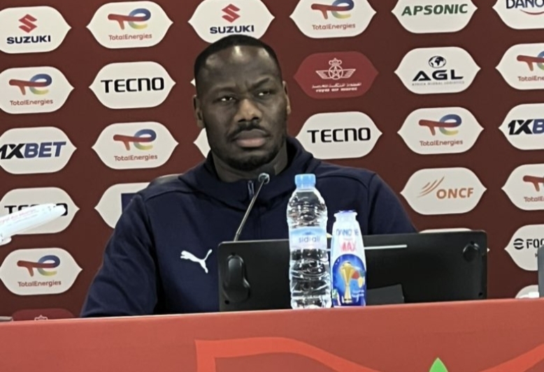 مدرب السنغال يهدئ الأجواء قبل مواجهة مالي المرتقبة