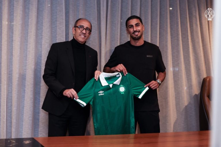 الرجاء البيضاوي يضم الدولي المغربي أيمن برقوق رسميًا
