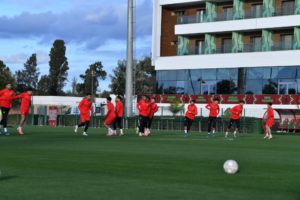 أسود الأطلس يبدأون التحضير لمواجهة نيجيريا في نصف النهائي