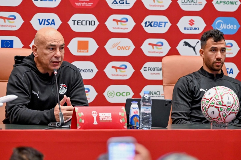 حسام حسن يتجنب الرد على أسئلة حول أداء "الفراعنة"