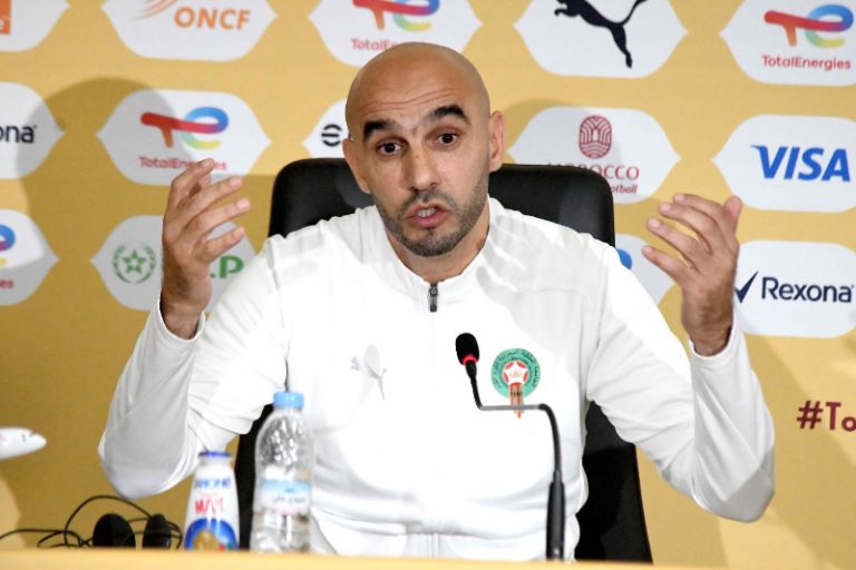 الركراكي: النهائي في الرباط فخر.. و"الأسود" تطمح للتاريخ