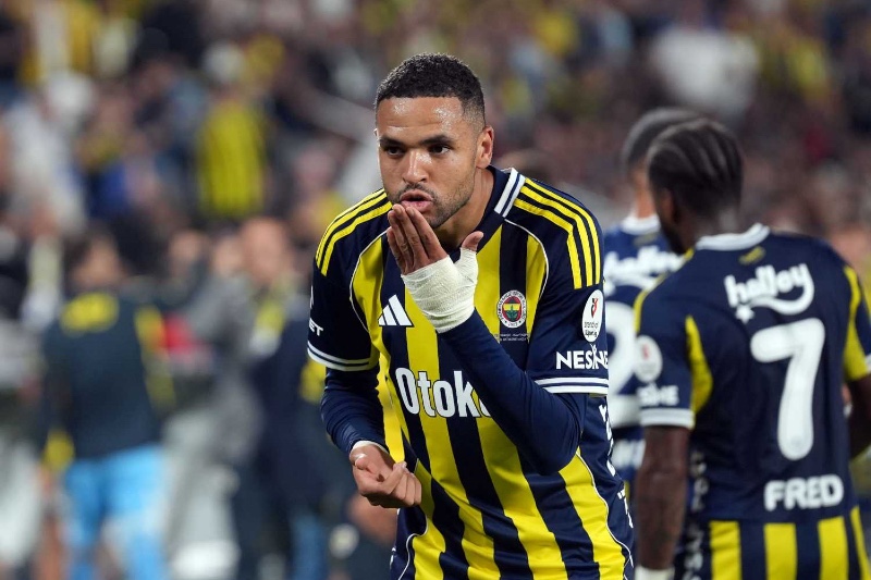 يوفنتوس يدخل سباق التعاقد مع النصيري لتعزيز الهجوم