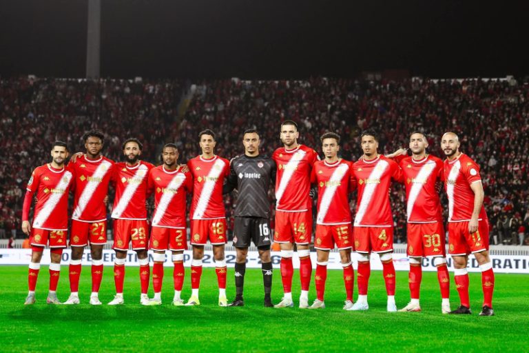 الوداد يهزم مانييما الكونغولي بهدف ويتربع على الصدارة