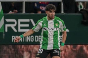 الزلزولي يتألق بهدفٍ رغم خسارة بيتيس أمام ألافيس