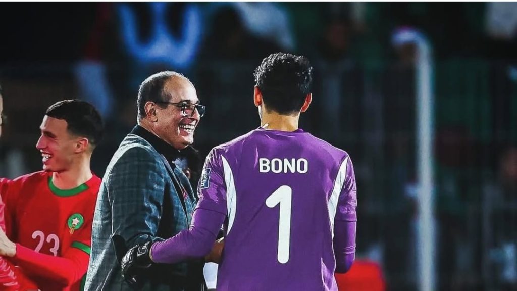 بادو الزاكي يكشف عن "جنون" ياسين بونو التدريبي منذ البدايات