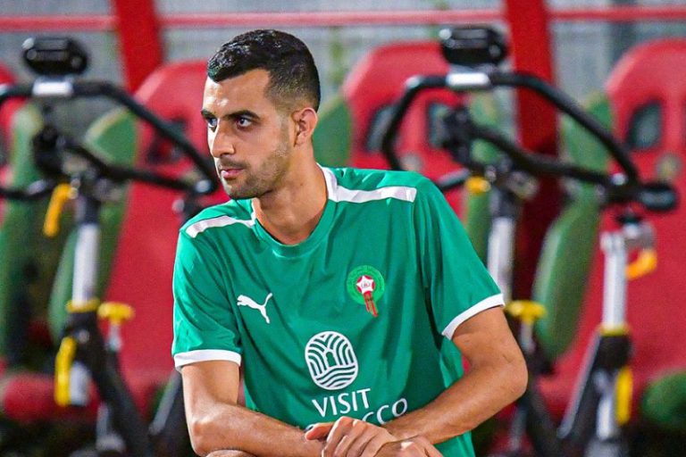 الأهلي المصري يضم 5 لاعبين جدد لتعزيز صفوفه هذا الموسم