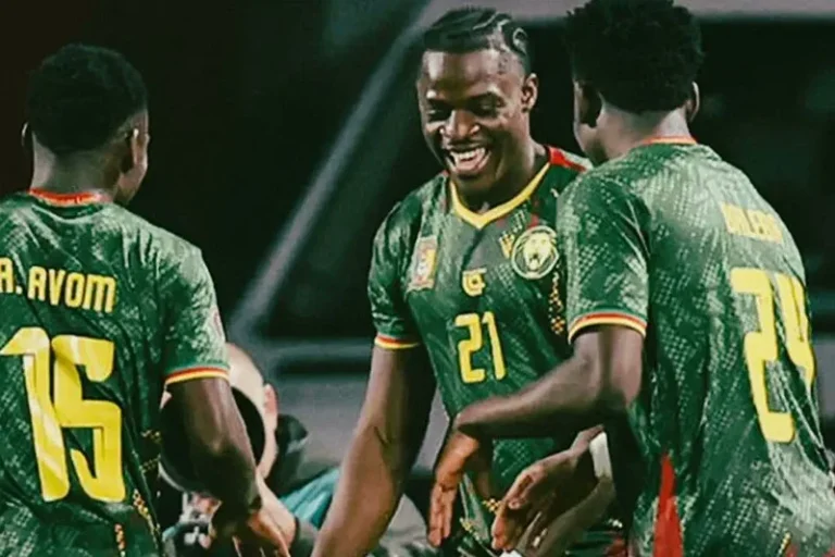 الكاميرون تعلن تشكيلتها الرسمية لمواجهة المغرب في ربع نهائي إفريقيا