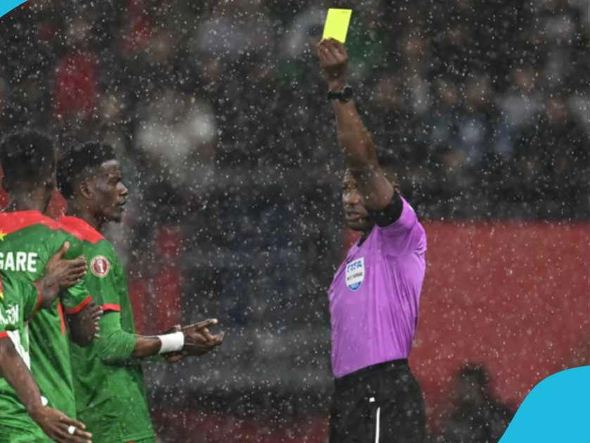 "كاف" يعاقب لاعبين في "أفريقيا" بسبب سلوكيات وتصريحات مسيئة للحكام