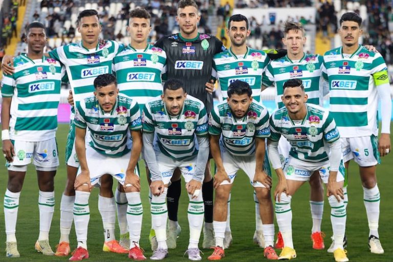 الرجاء الرياضي يرفض عرضًا بـ 700 ألف دولار لضم خفيفي