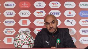 الركراكي وبنصغير في ندوة صحفية قبل نهائي أمم إفريقيا