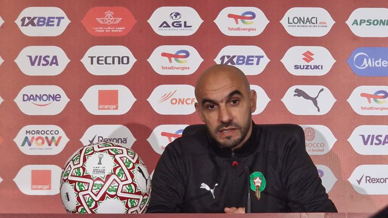 الركراكي يثق في الخنوس ويطلب منه "تحمل المسؤولية" أمام الكاميرون