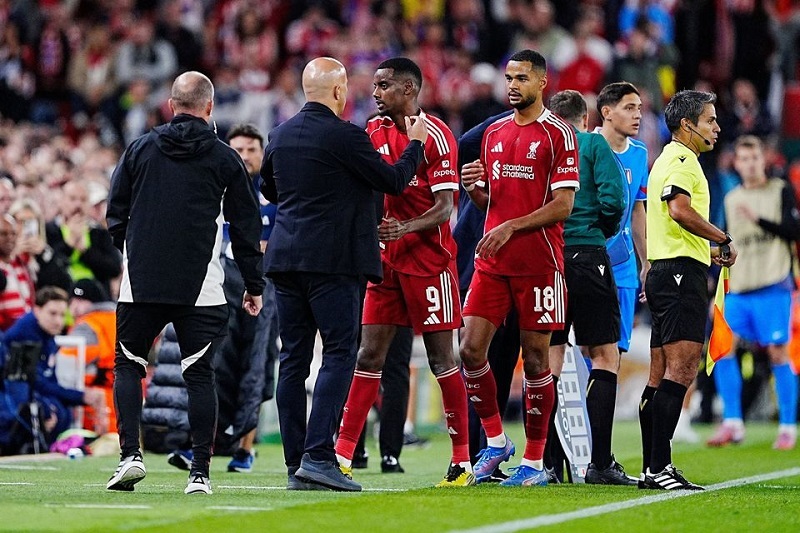 مدرب ليفربول: خطتي لم تتغير قبل مواجهة أرسنال الحاسمة