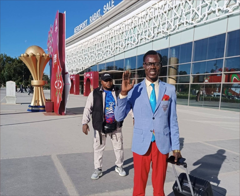 مشجع كونغولي يغادر المغرب شاكرًا المغاربة بعد "الظاهرة"