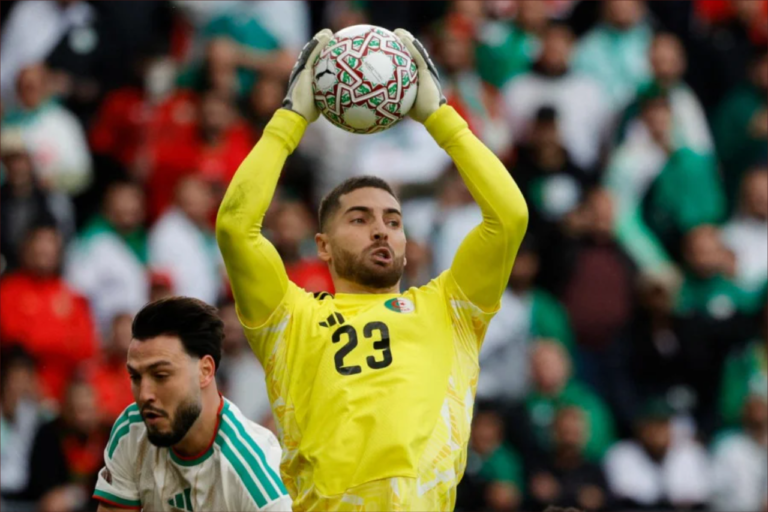 انتقادات لاذعة تلاحق لوكا زيدان بعد خروج الجزائر من "الكان"