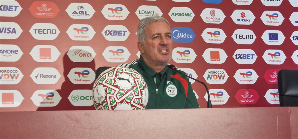 مدرب الجزائر يشيد بتنظيم المغرب لأمم إفريقيا قبل مواجهة الكونغو