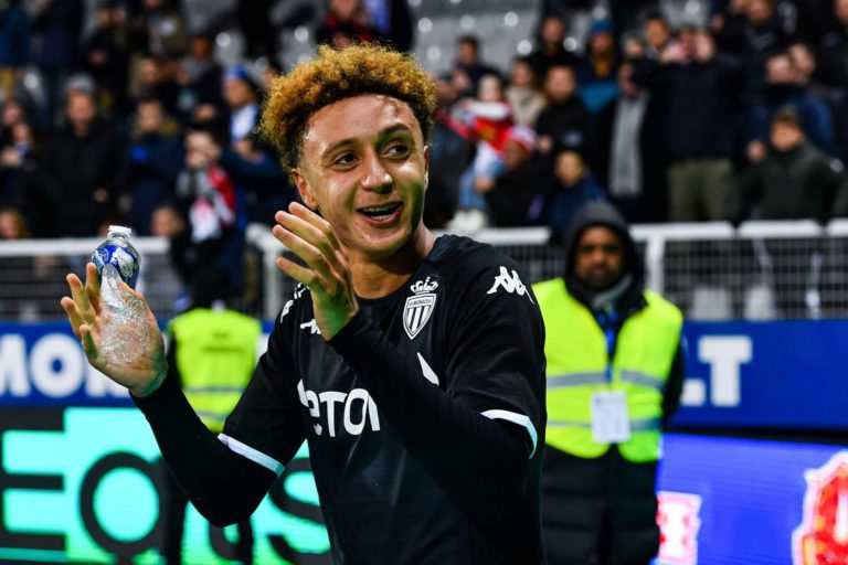 بنصغير يكشف عن حزنه لعدم اللعب في صفوف مارسيليا