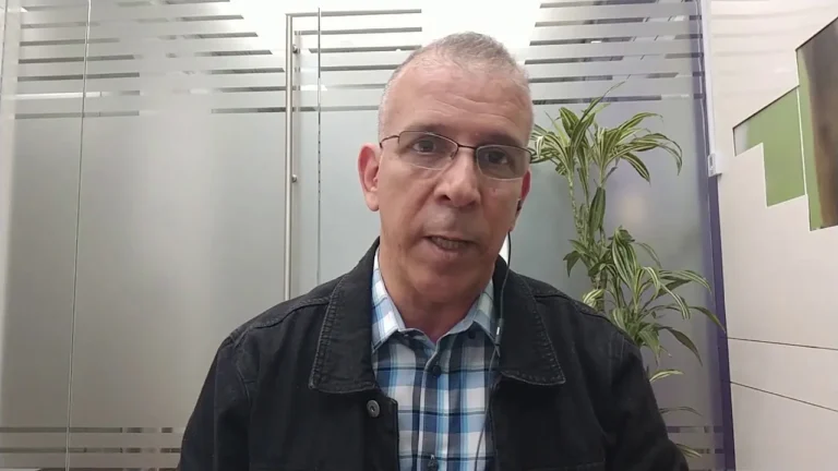 حفيظ دراجي يصدم جماهير الخضر بتشخيص واقعي للخسارة أمام نيجيريا