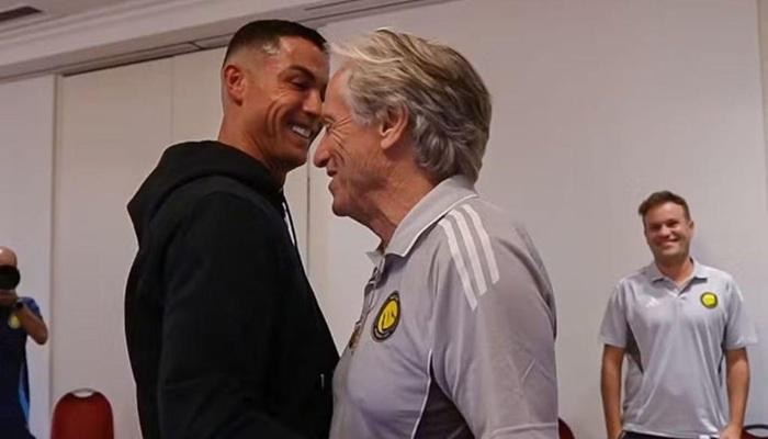 جيسوس يستبعد 7 نجوم من النصر قبل مواجهة أركاداغ الآسيوية