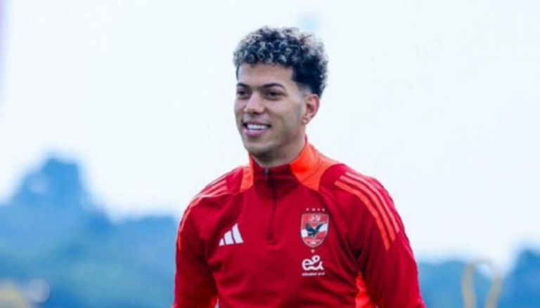 إمام عاشور يؤدي العمرة بالسعودية.. وتساؤلات حول مشاركته ببرنامج رامز