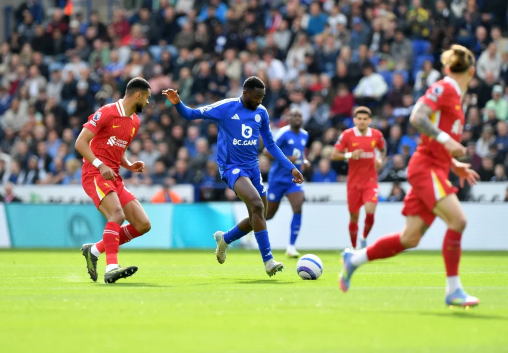 خصم 6 نقاط من رصيد ليستر سيتي الإنجليزي بسبب مخالفات مالية