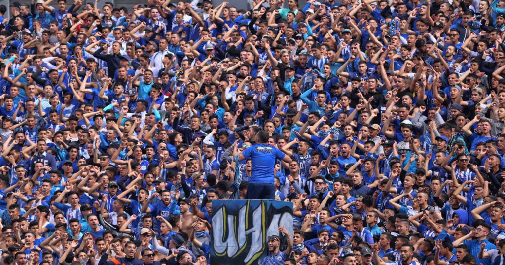 الرجاء يخصص 5 آلاف تذكرة لجماهير اتحاد طنجة في قمة الدوري