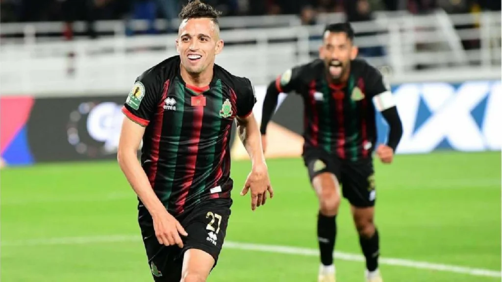 بنشرقي وحمودان يتألقان ويقودان قائمة مراوغات الأبطال الأفارقة