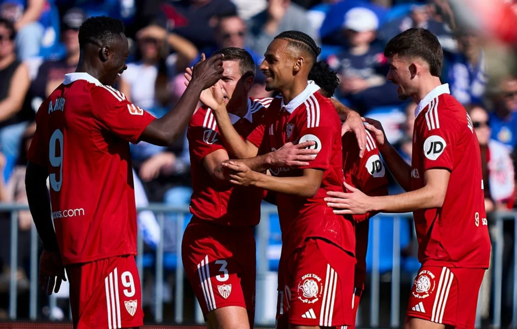 إشبيلية ينتصر على خيتافي ويُعزز آماله في البقاء بالدوري