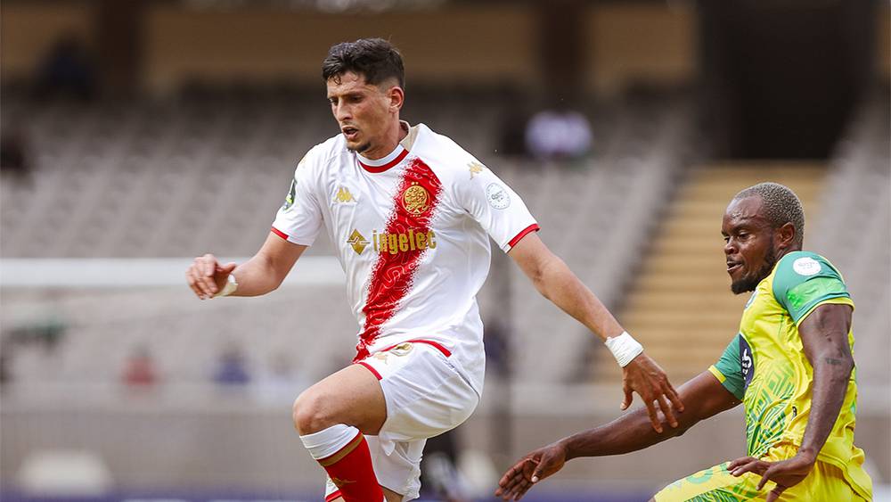 وسام بن يدر يمنح الوداد فوزًا قاتلاً خارج الديار في الكونفدرالية