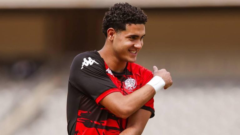 أيمن الوافي: جماهير الوداد دفعتنا للفوز على نايروبي يونايتد