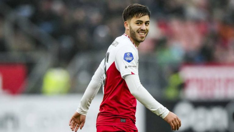 سفيان الكرواني ينفي الانتقال إلى السعودية ويؤجل حسم مستقبله