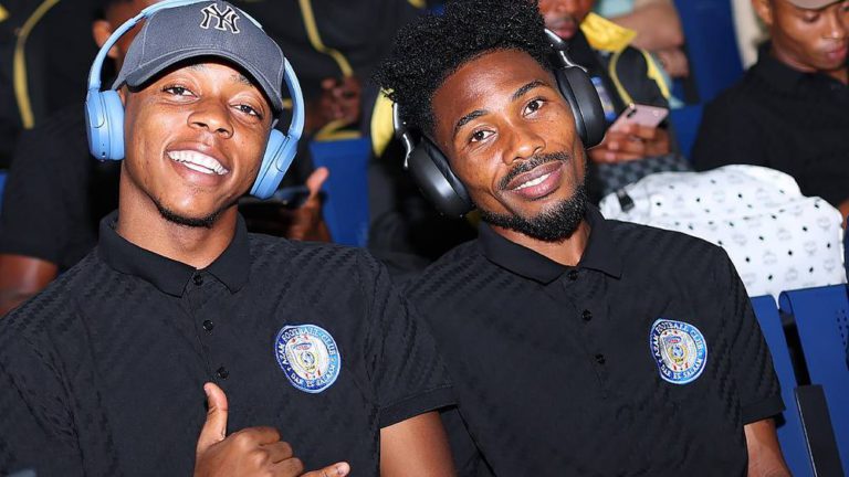 عزام التنزاني يطير إلى الدار البيضاء لمواجهة الوداد في الكونفدرالية