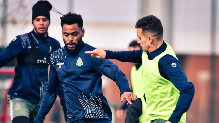 الجيش الملكي يكثف تحضيراته لمواجهة الأهلي الحاسمة في أفريقيا